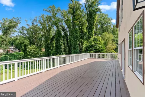 Exterior - 522 Epping Forest Rd, Annapolis, MD 21401 photo 10 of 17