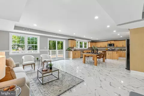 Living - 522 Epping Forest Rd, Annapolis, MD 21401 photo 3 of 5
