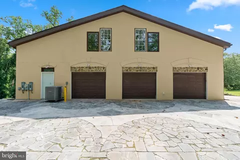 Exterior - 522 Epping Forest Rd, Annapolis, MD 21401 photo 15 of 17