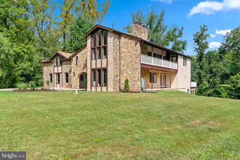 Exterior - 522 Epping Forest Rd, Annapolis, MD 21401 photo 7 of 17