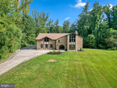 Exterior - 522 Epping Forest Rd, Annapolis, MD 21401 photo 2 of 17