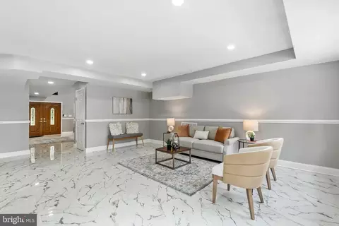 Entry Way - 522 Epping Forest Rd, Annapolis, MD 21401 photo 3 of 10