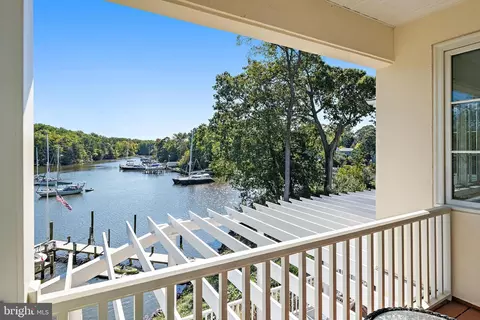 Exterior - 117 Spa View Ave, Annapolis, MD 21401 photo 10 of 14