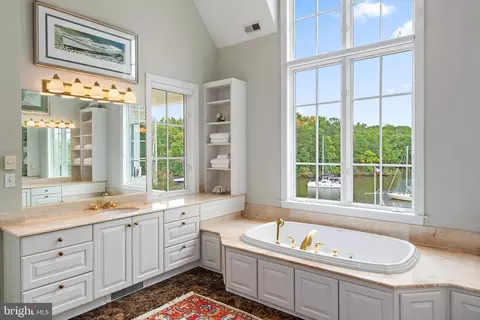 Bath - 117 Spa View Ave, Annapolis, MD 21401 photo 3 of 10