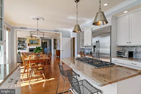 Kitchen - 117 Spa View Ave, Annapolis, MD 21401 photo 5 of 7