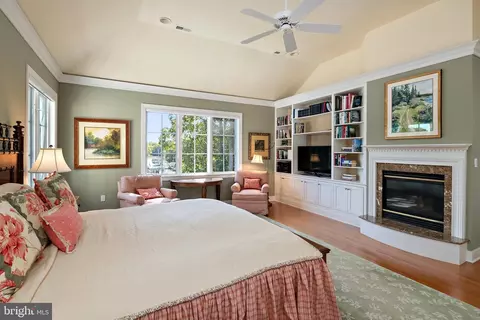 Bedroom - 117 Spa View Ave, Annapolis, MD 21401 photo 3 of 8