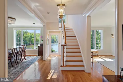Entry Way - 117 Spa View Ave, Annapolis, MD 21401 photo 3 of 6