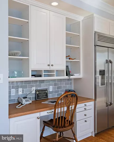 Kitchen - 117 Spa View Ave, Annapolis, MD 21401 photo 6 of 7