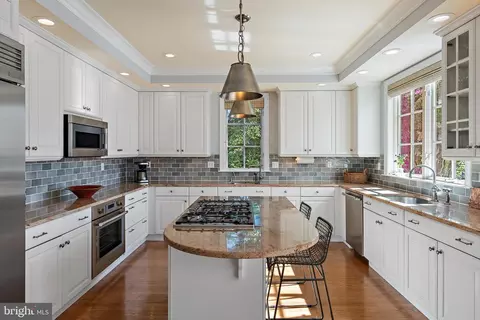 Kitchen - 117 Spa View Ave, Annapolis, MD 21401 photo 3 of 7
