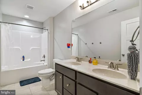 Bath - 5908 Candace Dr, Lothian, MD 20711 photo 4 of 4