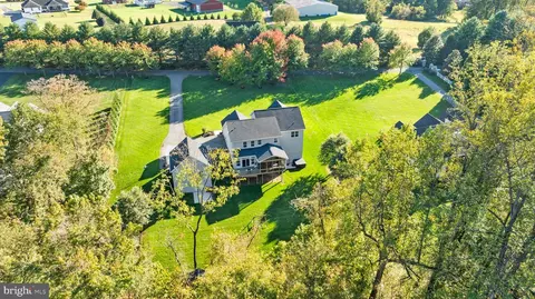 View/Area - 5908 Candace Dr, Lothian, MD 20711 photo 1 of 8
