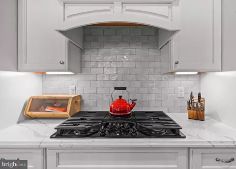 Kitchen - 5908 Candace Dr, Lothian, MD 20711 photo 2 of 7
