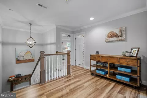 Entry Way - 5908 Candace Dr, Lothian, MD 20711 photo 6 of 23