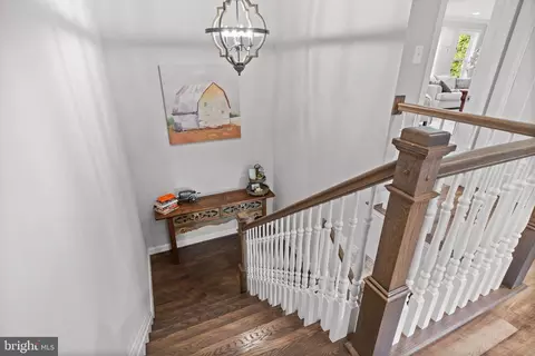 Entry Way - 5908 Candace Dr, Lothian, MD 20711 photo 3 of 23