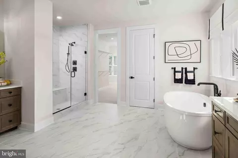 Entry Way - 2679 Broadhorn Dr, Odenton, MD 21113 photo 6 of 6