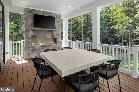 Exterior - 2679 Broadhorn Dr, Odenton, MD 21113 photo 2 of 2