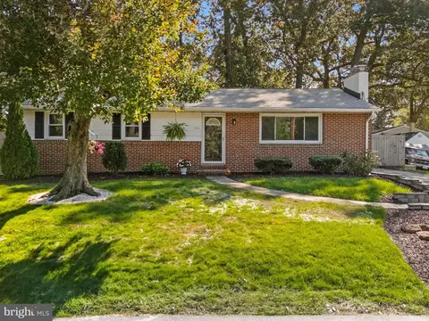 Exterior - 105 Chestnut St E, Pasadena, MD 21122 photo 2 of 10