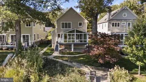 975 Phillips Dr, Arnold, MD 21012