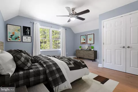 Bedroom - 975 Phillips Dr, Arnold, MD 21012 photo 1 of 8