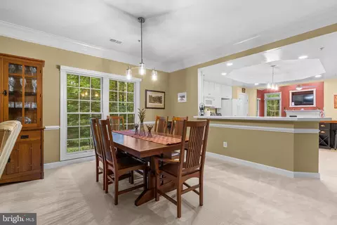 Dining - 344 Colony Point Pl, Edgewater, MD 21037 photo 3 of 3