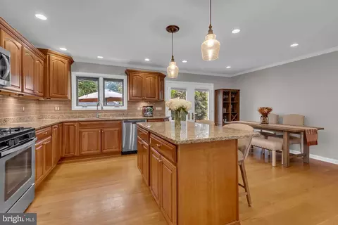 Kitchen - 3057 Perch Dr, Riva, MD 21140 photo 1 of 4