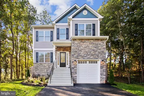 1865 Cedar Dr, Severn, MD 21144