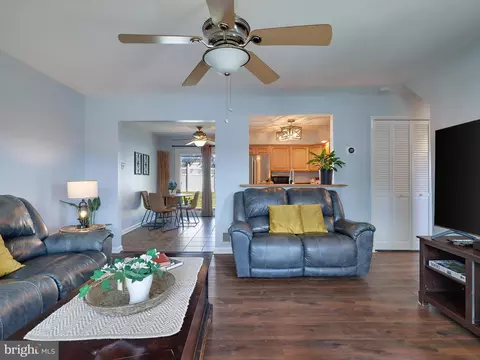 1908 Stonehearth Ct, Severn, MD 21144 photo 10