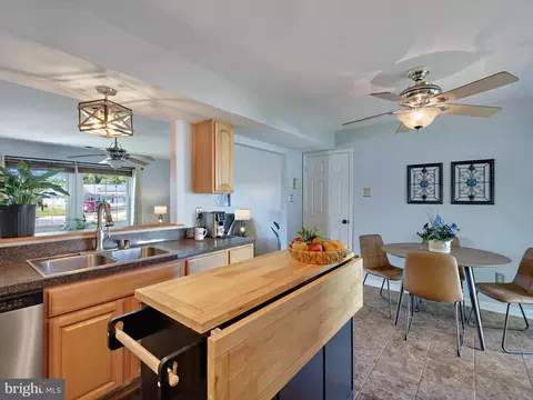 1908 Stonehearth Ct, Severn, MD 21144 photo 18