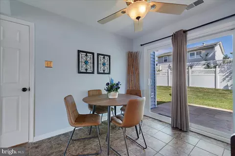 1908 Stonehearth Ct, Severn, MD 21144 photo 3
