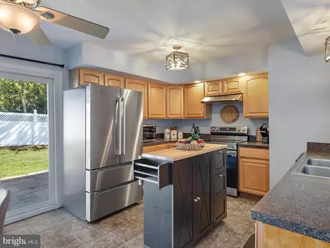 1908 Stonehearth Ct, Severn, MD 21144 photo 16