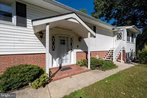 Exterior - 1872 Cedar Rd, Pasadena, MD 21122 photo 2 of 15