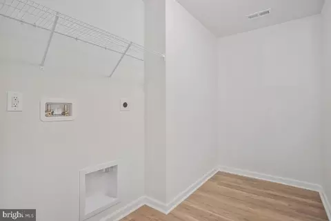 Entry Way - 404 Warwick, Edgewater, MD 21037 photo 10 of 10