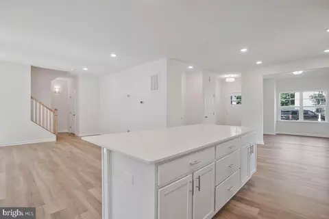 Entry Way - 404 Warwick, Edgewater, MD 21037 photo 3 of 10