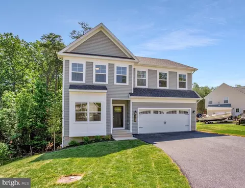 Exterior - 404 Warwick, Edgewater, MD 21037 photo 2 of 16