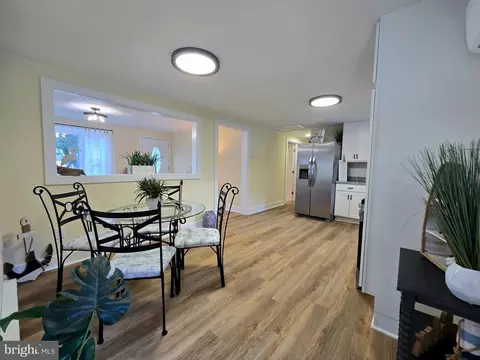 Dining - 234 Arundel Rd, Pasadena, MD 21122 photo 3 of 3