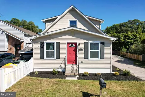 7805 Outing Ave, Pasadena, MD 21122