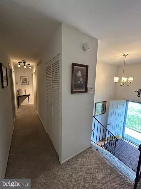 Entry Way - 7842 Outing Ave, Pasadena, MD 21122 photo 2 of 2