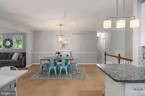 Dining - 1961 Sigfrid Ct, Annapolis, MD 21401 photo 6 of 7