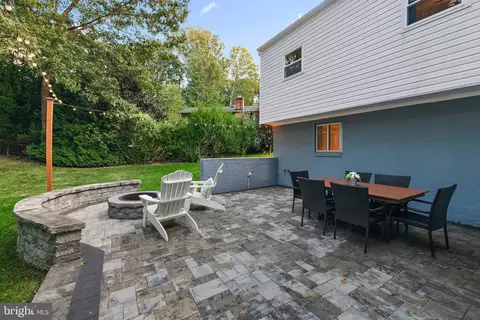 Exterior - 1961 Sigfrid Ct, Annapolis, MD 21401 photo 7 of 26
