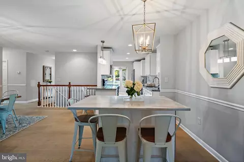 Dining - 1961 Sigfrid Ct, Annapolis, MD 21401 photo 4 of 7