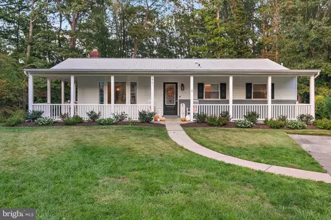 Exterior - 1961 Sigfrid Ct, Annapolis, MD 21401 photo 2 of 26