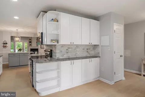 Kitchen - 1961 Sigfrid Ct, Annapolis, MD 21401 photo 5 of 5
