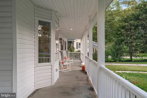 Exterior - 1961 Sigfrid Ct, Annapolis, MD 21401 photo 17 of 26