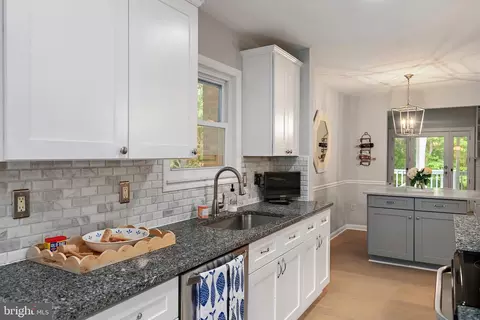 Kitchen - 1961 Sigfrid Ct, Annapolis, MD 21401 photo 2 of 5