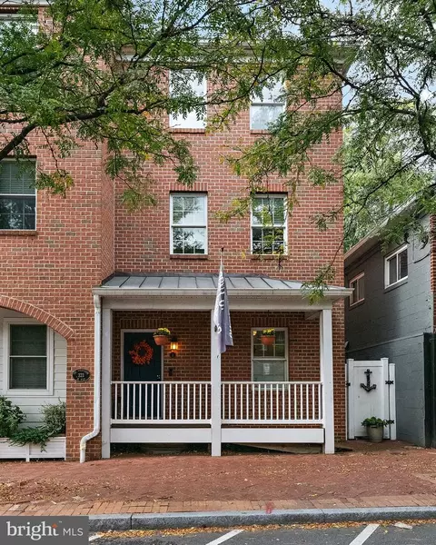222 West St #A, Annapolis, MD 21401