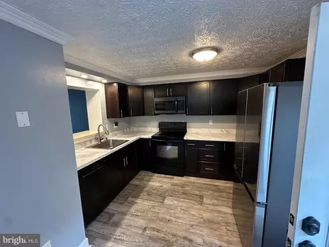 Kitchen - 719 Willowby Run, Pasadena, MD 21122 photo 1 of 4