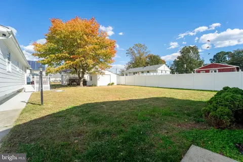 Exterior - 865 Hillside Ave, Edgewater, MD 21037 photo 1 of 2
