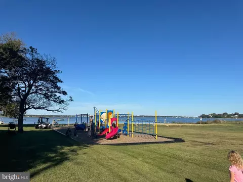 Other - 865 Hillside Ave, Edgewater, MD 21037 photo 3 of 15