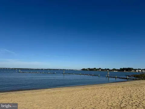 View/Area - 865 Hillside Ave, Edgewater, MD 21037 photo 1 of 2