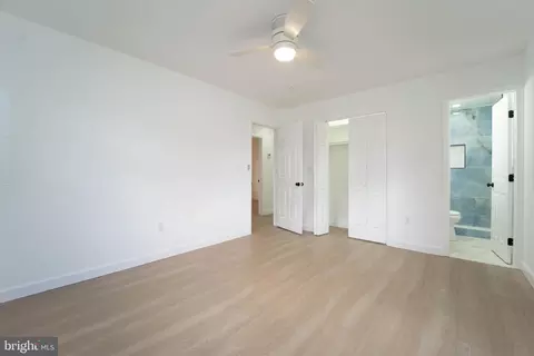 Bedroom - 865 Hillside Ave, Edgewater, MD 21037 photo 3 of 3